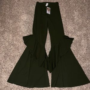 Fit and flare olive bell bottoms with elastic waist band